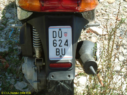 Croatia normal series moped former style DU 624 BU.jpg (43 kB)