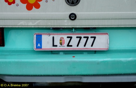 Austria personalised series L Z 777.jpg (45 kB)