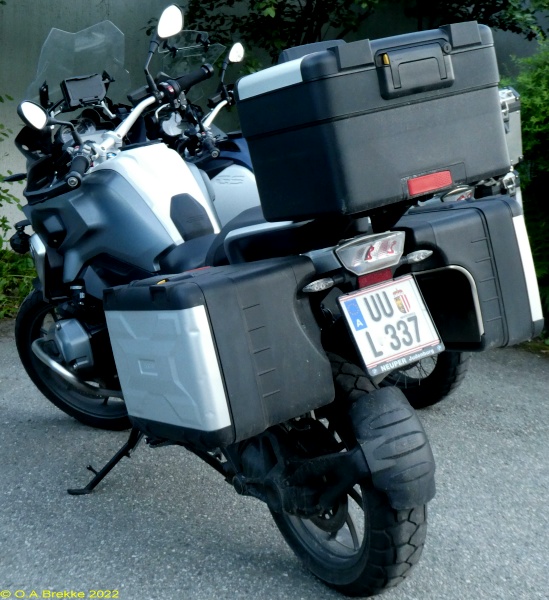 Austria personalised motorcycle series UU L 337.jpg (178 kB)
