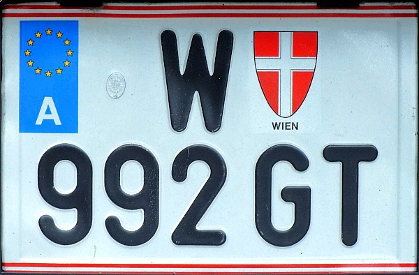 Austria normal series close-up W 992 GT.jpg (111 kB)