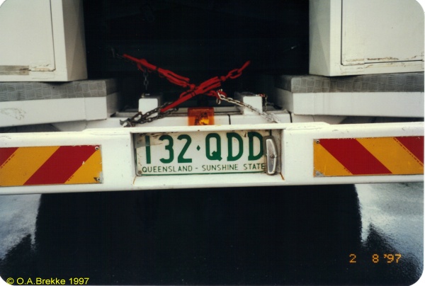 Australia Queensland large trailer series former style 132·QDD.jpg (71 kB)