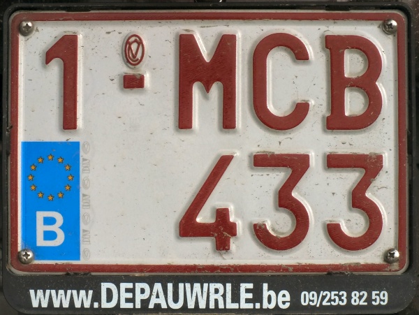 Belgium former motorcycle series close-up 1-MCB-433.jpg (120 kB)