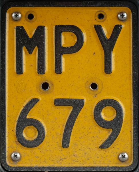 Belgium former motorcycle series close-up MPY 679.jpg (137 kB)