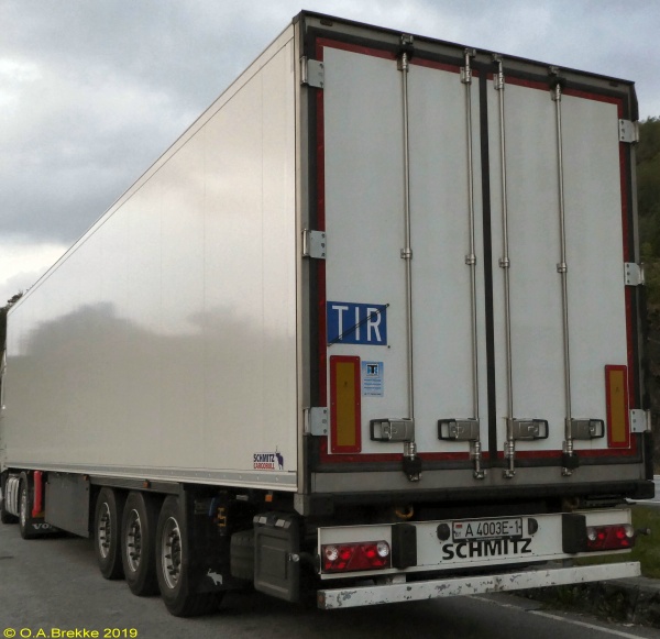 Belarus trailer series former style A 4003E-1.jpg (133 kB)