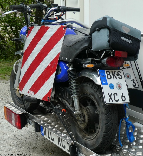 Germany normal series motorcycle BKS XC 6.jpg (201 kB)
