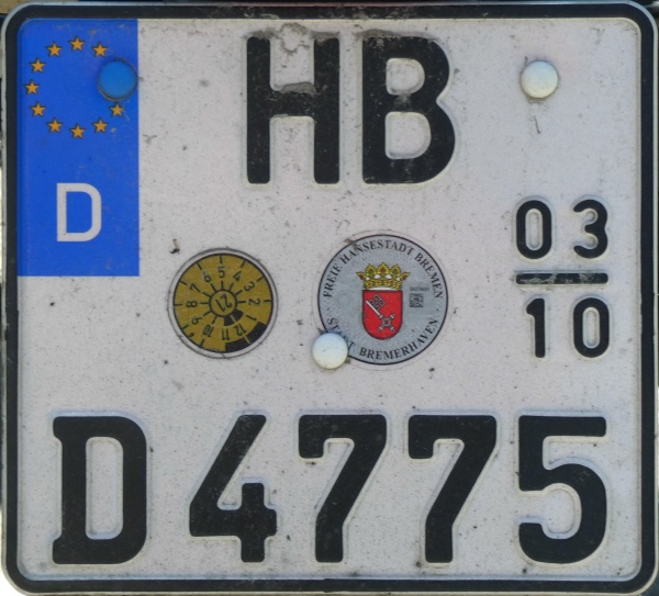 Germany seasonal motorcycle plate close-up HB D 4775.jpg (149 kB)
