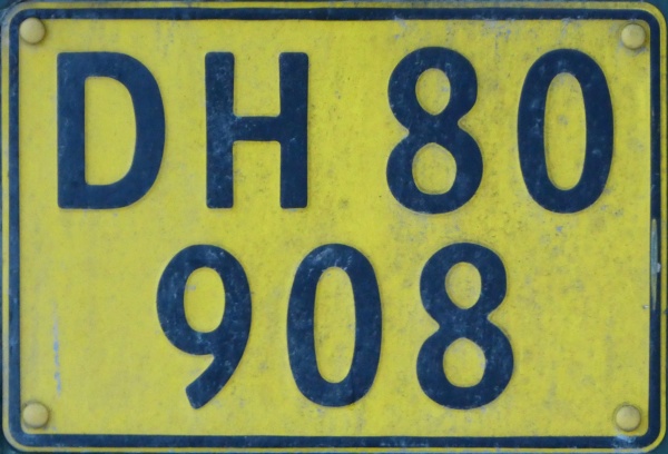 Denmark former commercial series close-up DH 80908.jpg (124 kB)