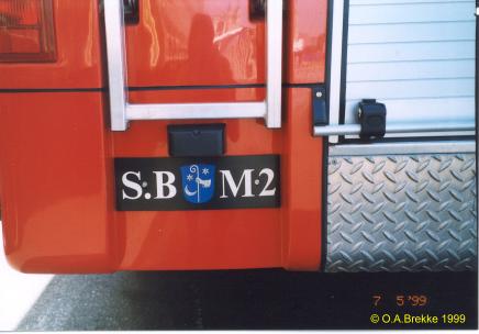 Denmark fire brigade plate S.B M2.jpg (21 kB)