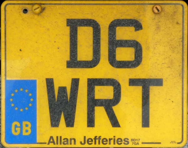 Great Britain former personalised series motorcycle close-up D6 WRT.jpg (153 kB)