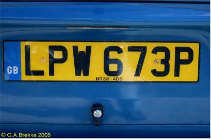 Great Britain former normal series rear plate LPW 673P.jpg (24 kB)