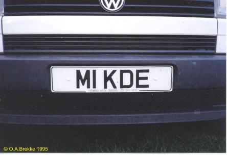 Great Britain former personalised series front plate M1 KDE.jpg (18 kB)