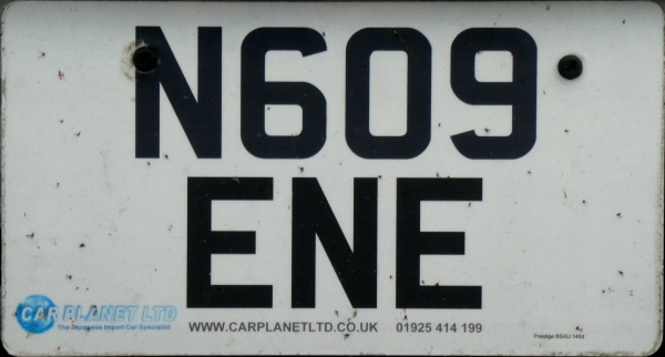Great Britain former normal series front plate close-up N609 ENE.jpg (88 kB)