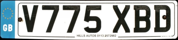 Great Britain former normal series front plate close-up V775 XBD.jpg (39 kB)