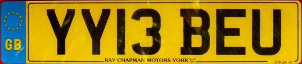 Great Britain normal series rear plate close-up YY13 BEU.jpg (41 kB)