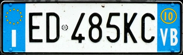 Italy normal series front plate close-up ED 485 KC.jpg (56 kB)
