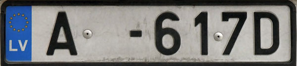 Latvia trailer series close-up A-617D.jpg (48 kB)