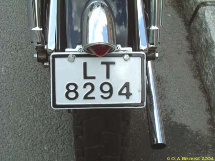 Norway four numeral series unofficial plate LT 8294.jpg (26 kB)