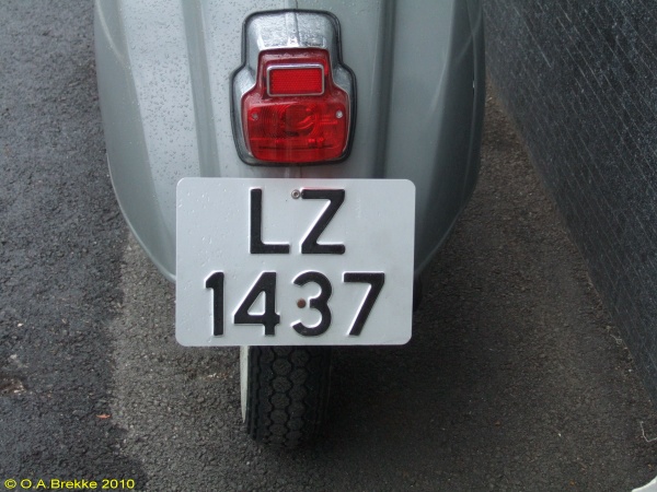 Norway four numeral series former style LZ 1437.jpg (115 kB)