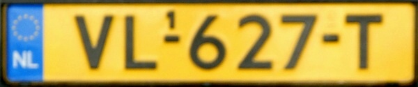 Netherlands replacement plate former light commercial series close-up VL-627-T.jpg (55 kB)