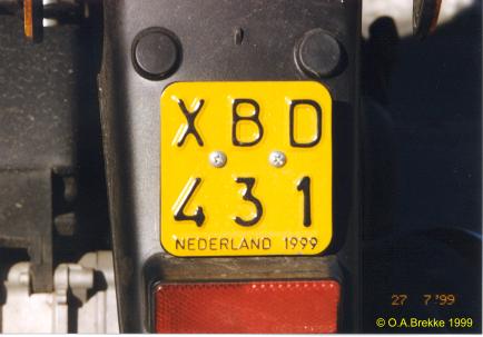 Netherlands moped series 1999 issue XBD 431.jpg (20 kB)