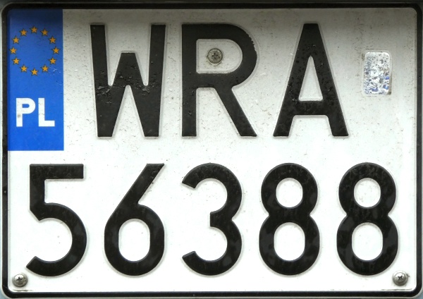 Poland normal series close-up WRA 56388.jpg (125 kB)