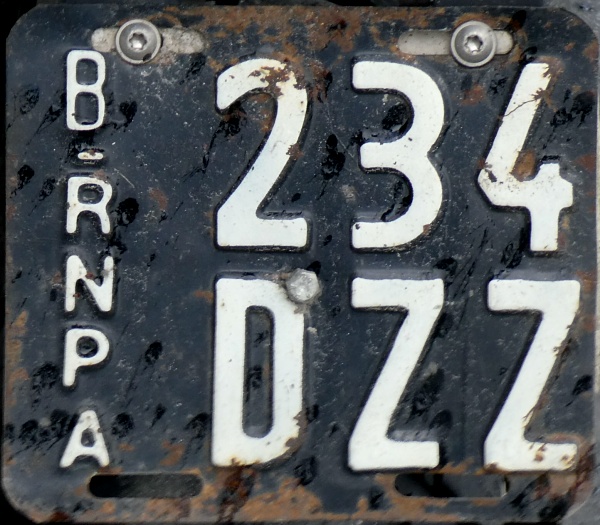 Argentina former motorcycle series close-up B 234 DZZ.jpg (174 kB)