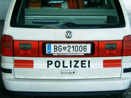 Austria official vehicle series BG 21006.jpg (37 kB)