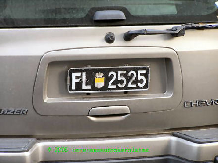 Liechtenstein normal series former style FL 2525.jpg (38 kB)