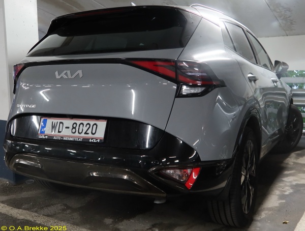 Austria diplomatic series WD-8020.jpg (105 kB)