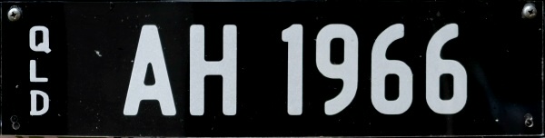 Australia Queensland personalised series slimline AH 1966.jpg (41 kB)