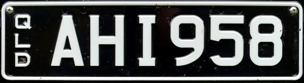 Australia Queensland personalised series slimline AHI958.jpg (89 kB)