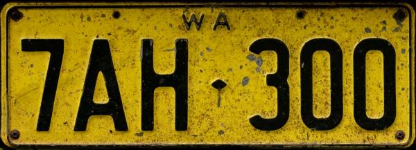 Australia Western Australia former normal series 7AH·300.jpg (99 kB)