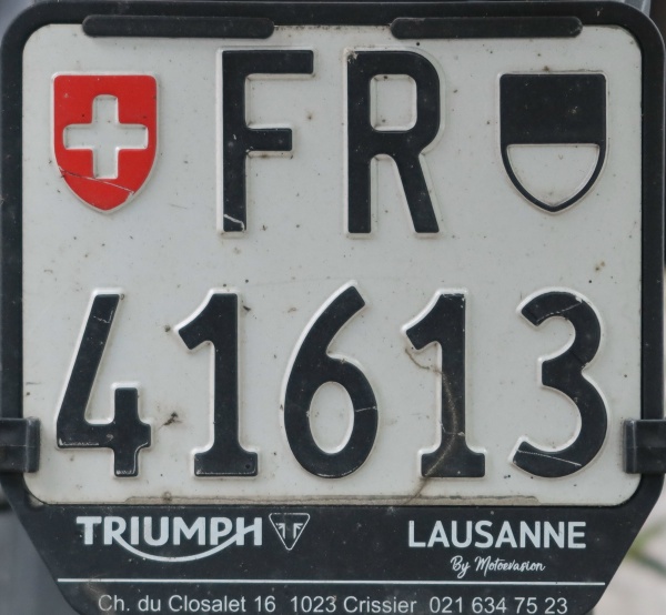 Switzerland motorcycle series FR 41613.jpg (123 kB)