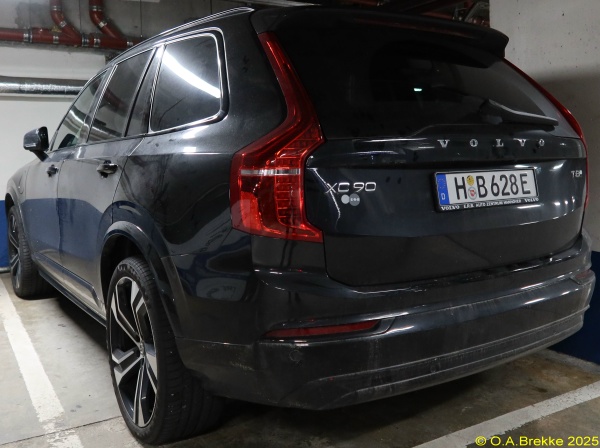 Germany electric vehicle series H B 628 E.jpg (109 kB)