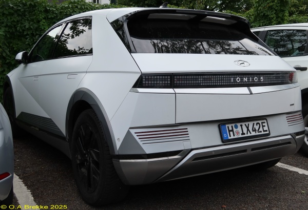 Germany electric vehicle series H IX 42 E.jpg (112 kB)