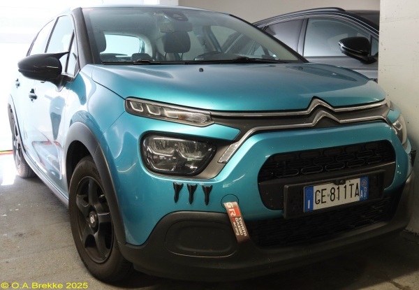 Italy normal series front plate GE 811 TA.jpg (105 kB)