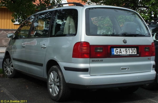 Latvia normal series GA-9130.jpg (102 kB)