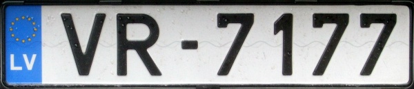 Latvia normal series close-up VR-7177.jpg (38 kB)