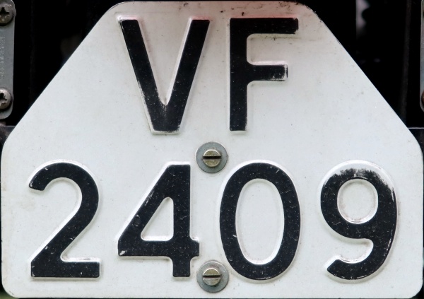Norway four numeral series former style VF 2409.jpg (97 kB)