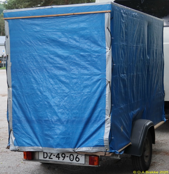 Netherlands repeater plate DZ-49-06.jpg (160 kB)