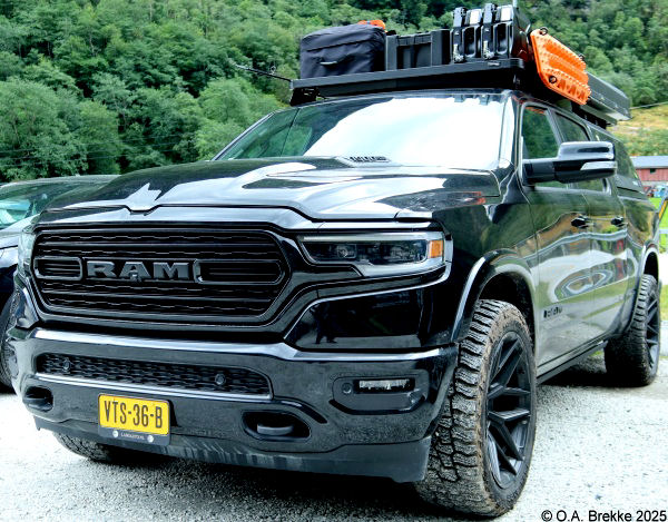 Netherlands former light commercial series VTS-36-B.jpg (120 kB)