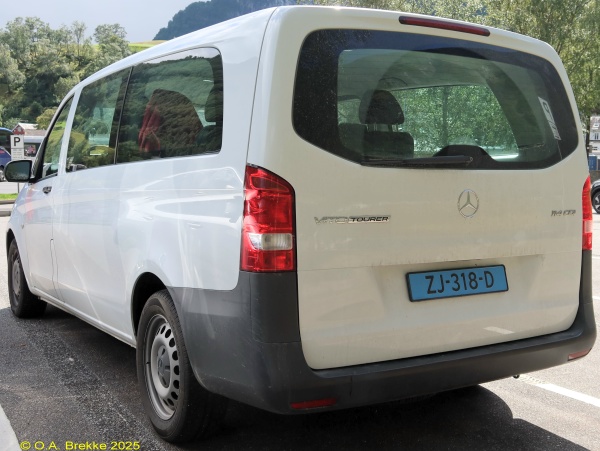 Netherlands taxi series former format ZJ-318-D.jpg (120 kB)