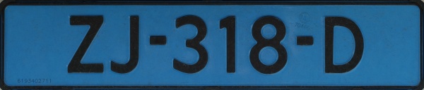 Netherlands taxi series former format close-up ZJ-318-D.jpg (34 kB)