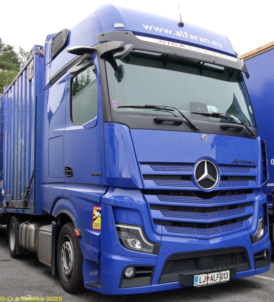 Slovenia personalised series LJ ALF 013.jpg (156 kB)