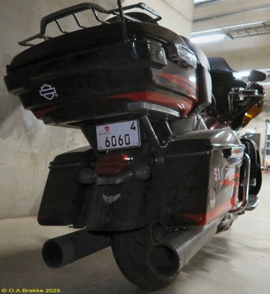 UAE Abu Dhabi motorcycle series optional style 4 6060.jpg (114 kB)