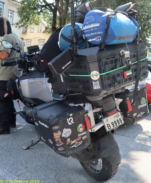 UAE Umm Al Quwain motorcycles series B 9999.jpg (179 kB)