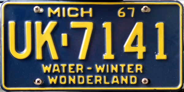 USA Michigan former normal series YOM plate UK-7141.jpg (97 kB)